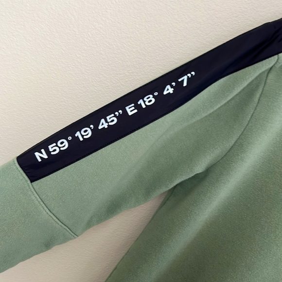 H&M Hoodie Sweatshirt - Picture 4 of 6